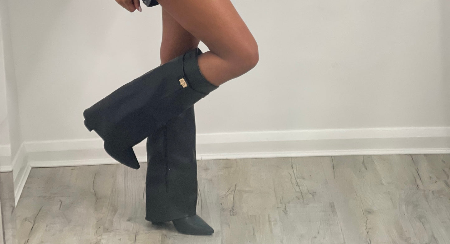 GIGI” Boots Black PU Leather