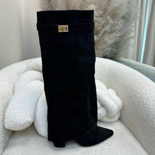 Gigi” Boots Suede Black