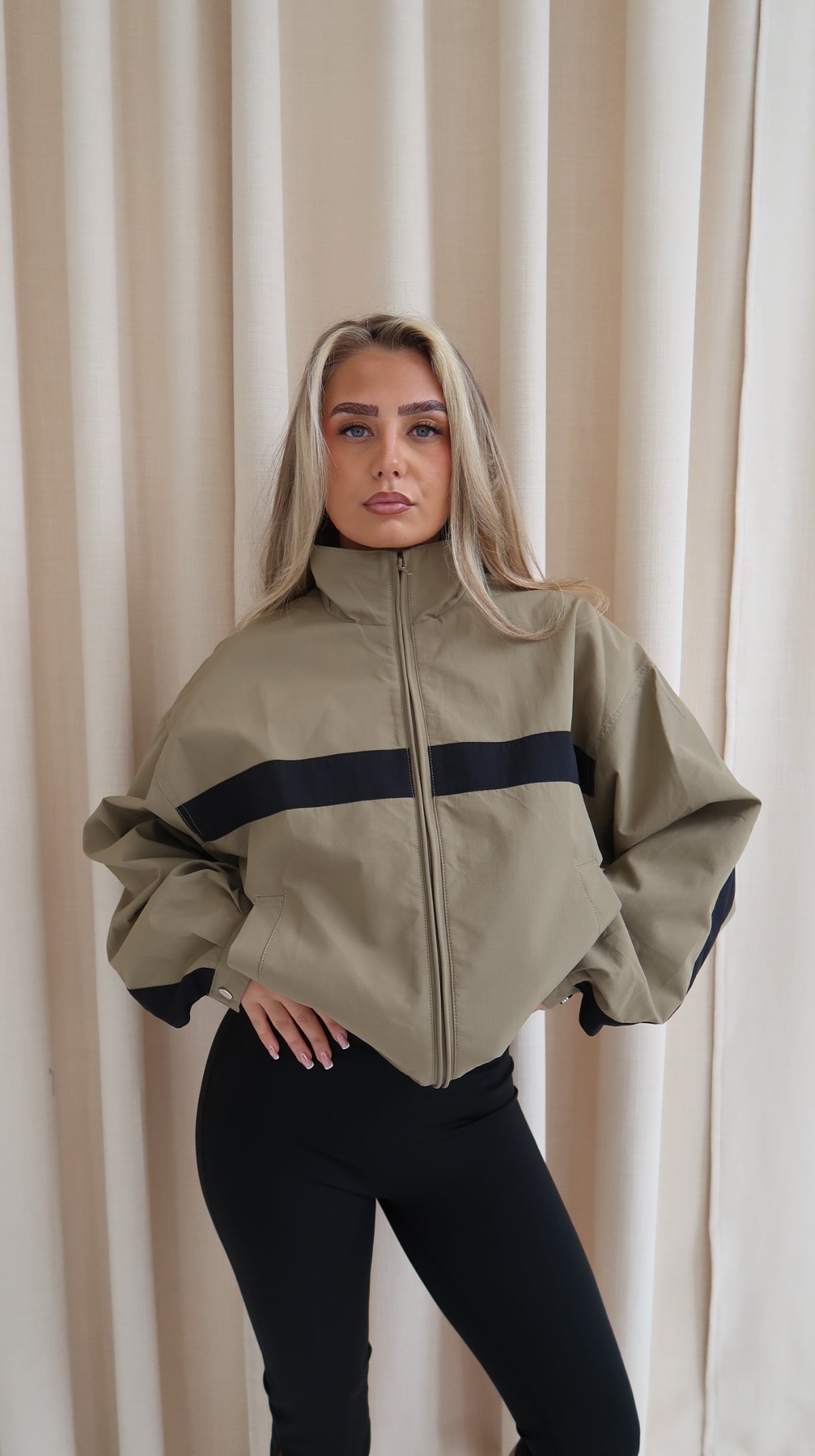Stripe contrast jacket
