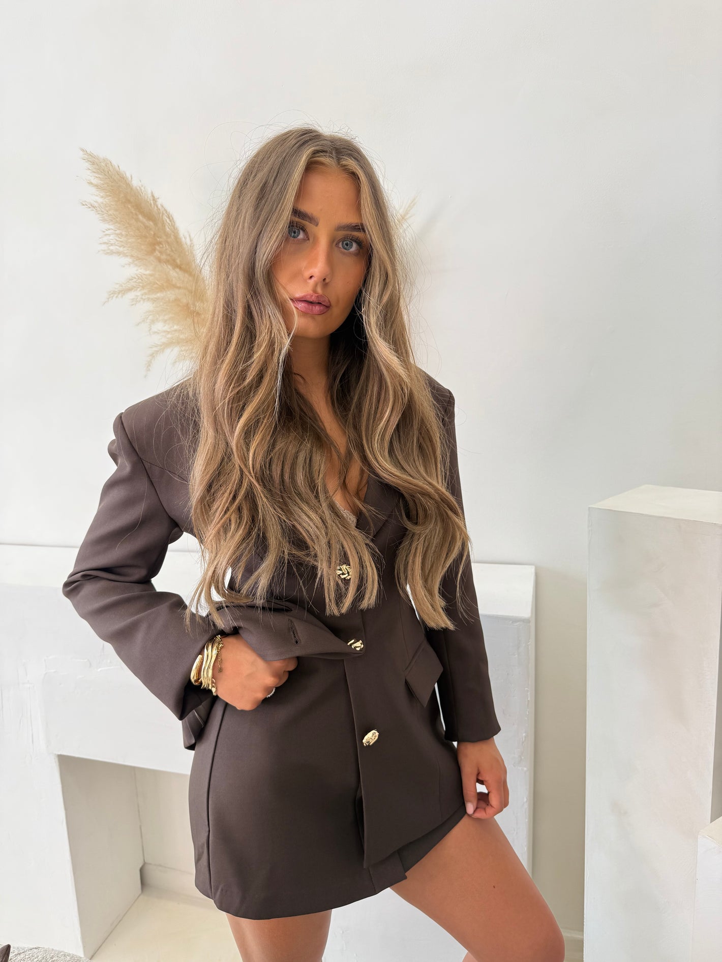 KRYA” Blazer & skort set